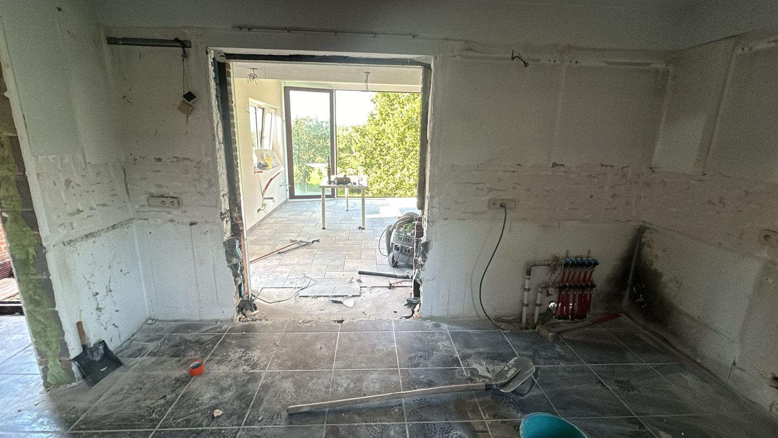 Rénovation complète avec extension KNX — villa contemporaine à Spa — photo 14